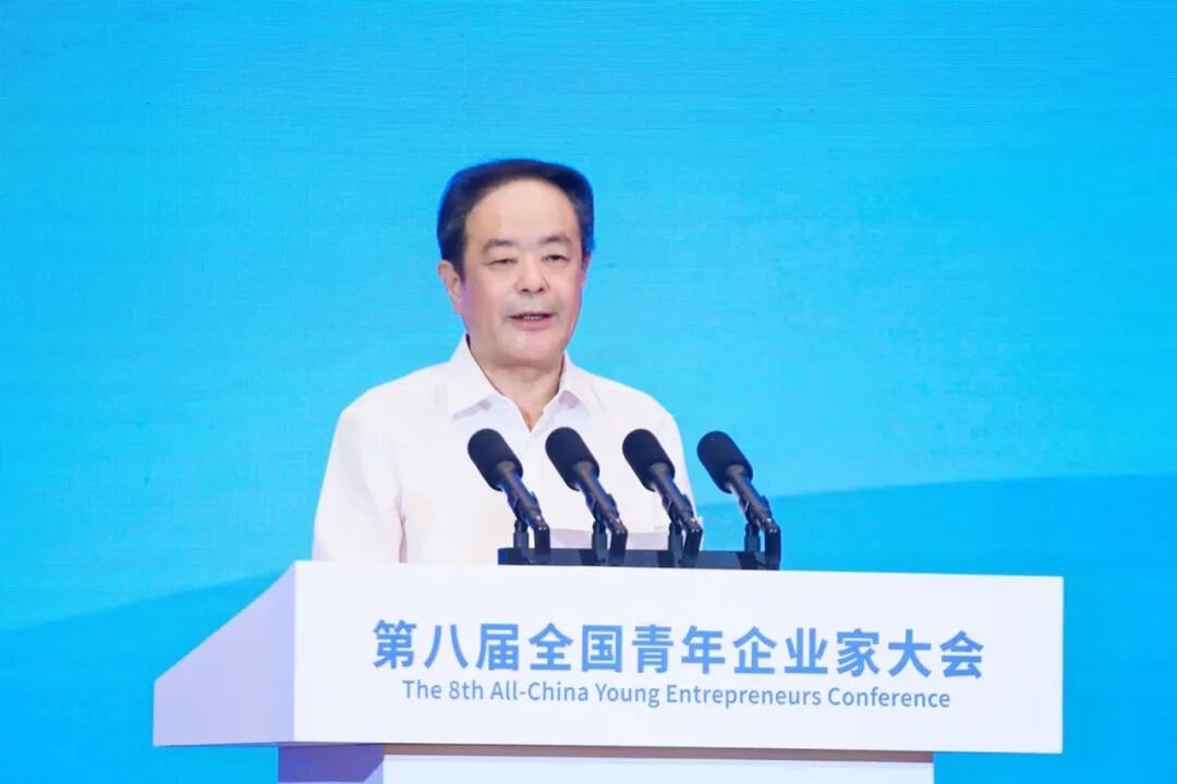 浙江荣盛控股集团党委书记李水荣:风浪砺胆,使命铸魂
